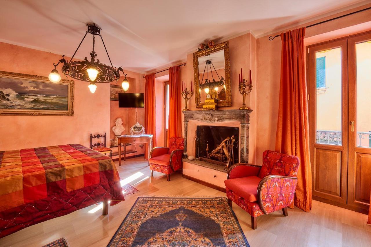 B&B - Foresteria - Frontelago Lake Como Манделло-дель-Ларио Экстерьер фото