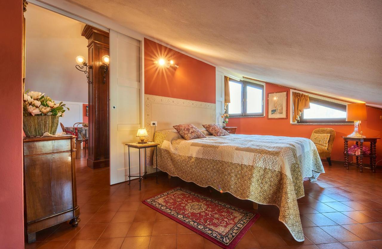 B&B - Foresteria - Frontelago Lake Como Манделло-дель-Ларио Экстерьер фото