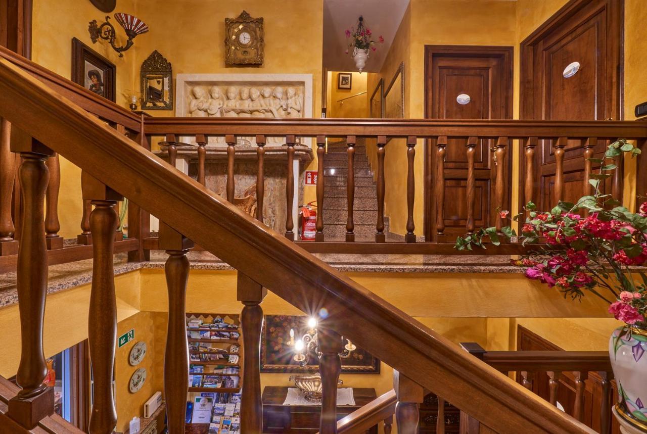 B&B - Foresteria - Frontelago Lake Como Манделло-дель-Ларио Экстерьер фото