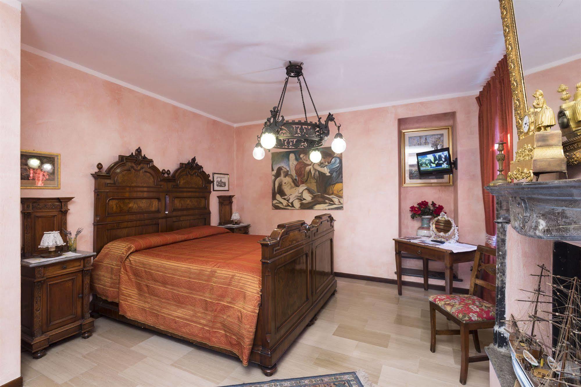B&B - Foresteria - Frontelago Lake Como Манделло-дель-Ларио Экстерьер фото